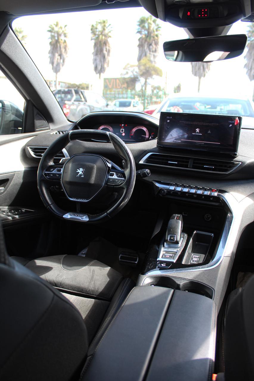 Peugeot 5008 — foto 2 de 10